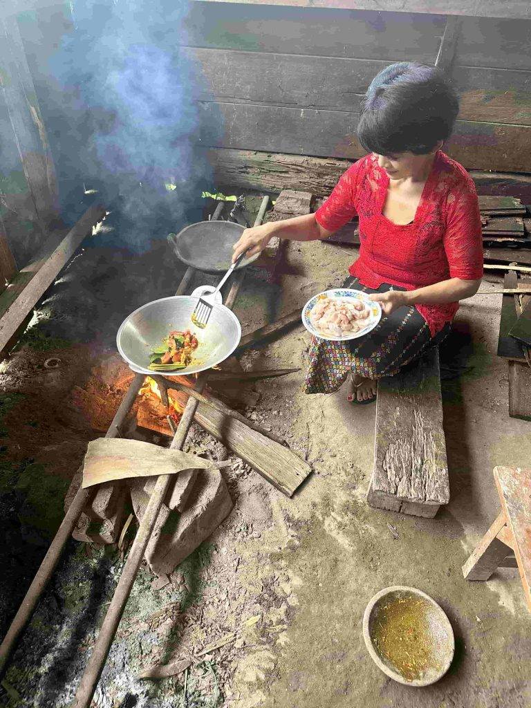 Ina's Kitchen and Tours image 2