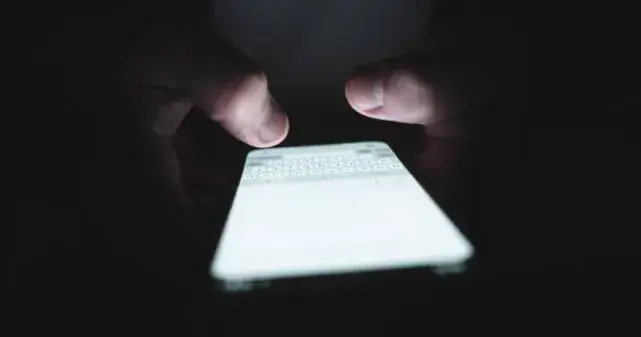 6 Online Anonymous Text Message Senders [Pros & Cons]