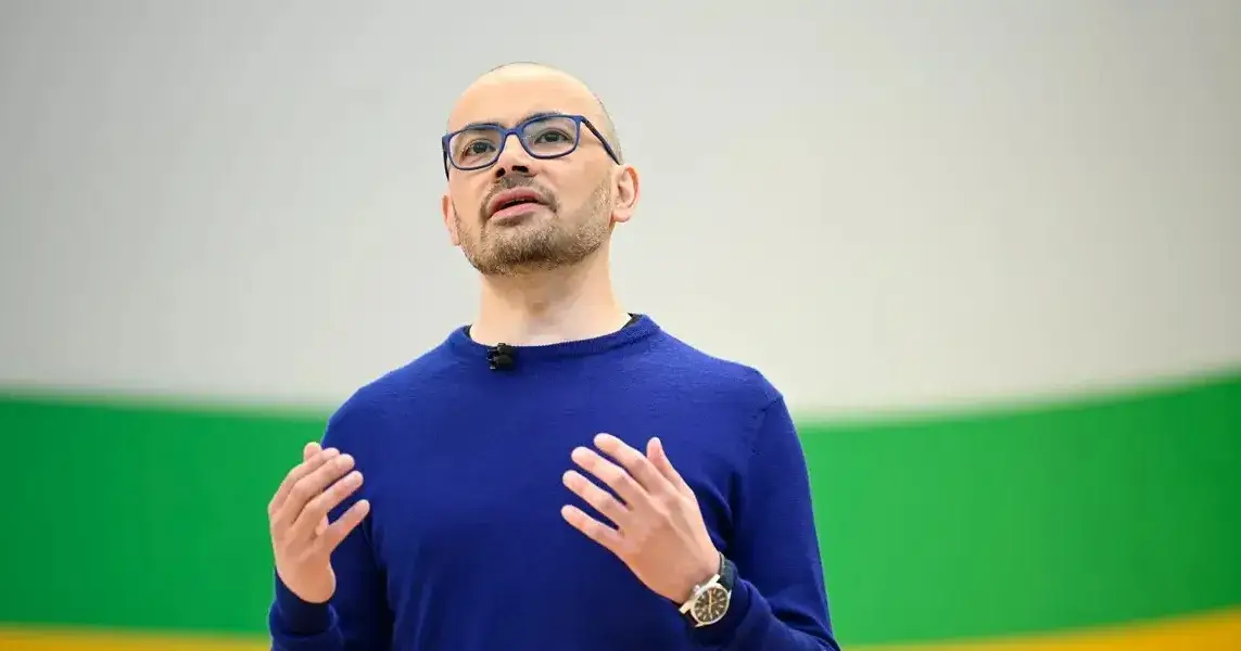 AI and the Workplace: Can Machines Replace Doctors and Tech Jobs but Not Nurses?