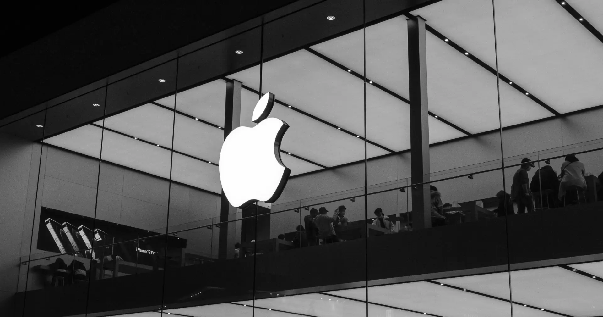 Apple at a Crossroads: Learning from Kodak and Nokia