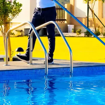 Altaifpool Cleaning