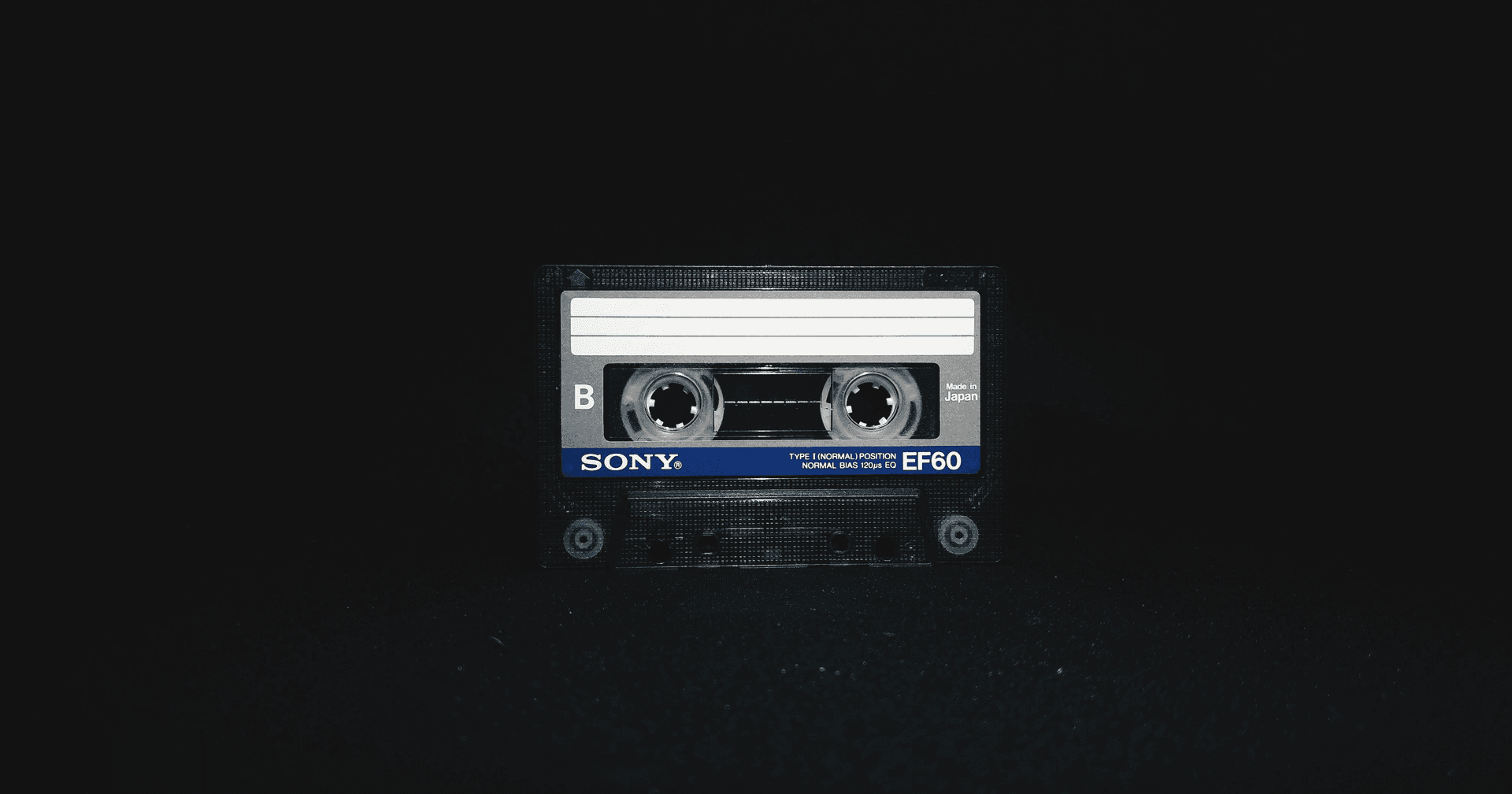 Before Apple Shipped the iPod, It Was Just a Pain Worth Solving — A Blueprint for Indie Hackers