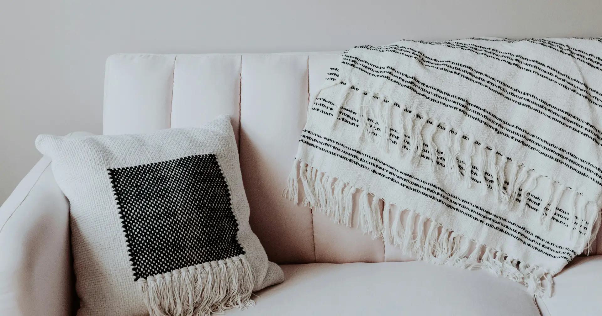 The Airbnb Way: Brian Chesky’s Playbook for Leading, Scaling, and Staying Close to the Craft