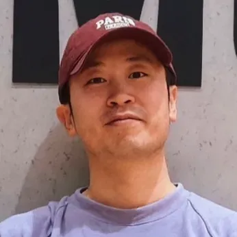 Zhiqi Shi