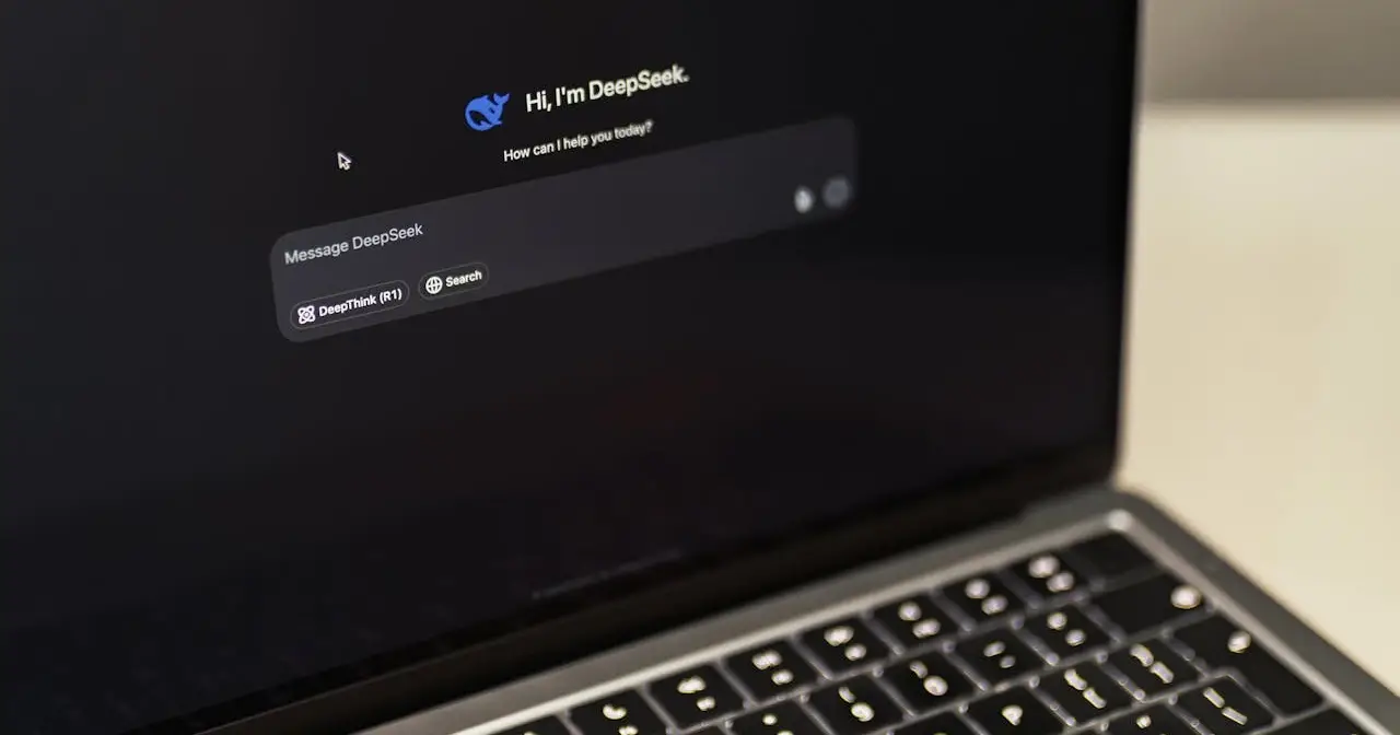 Always Available Customer Service is a Tactical Advantage for Small Businesses