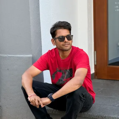 Mohan V
