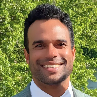Ezra Rufino