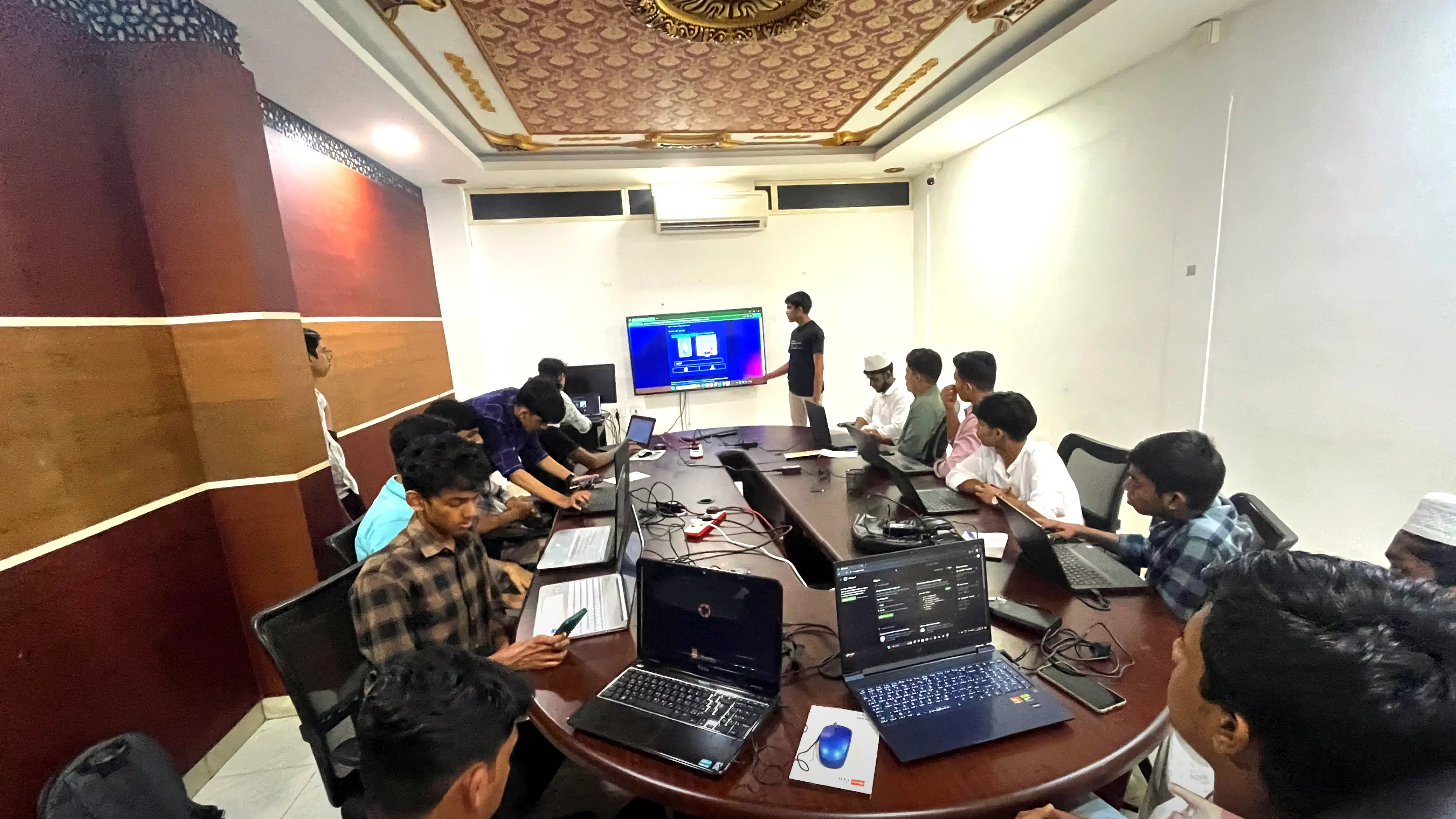 Grovix lab. on Peerlist